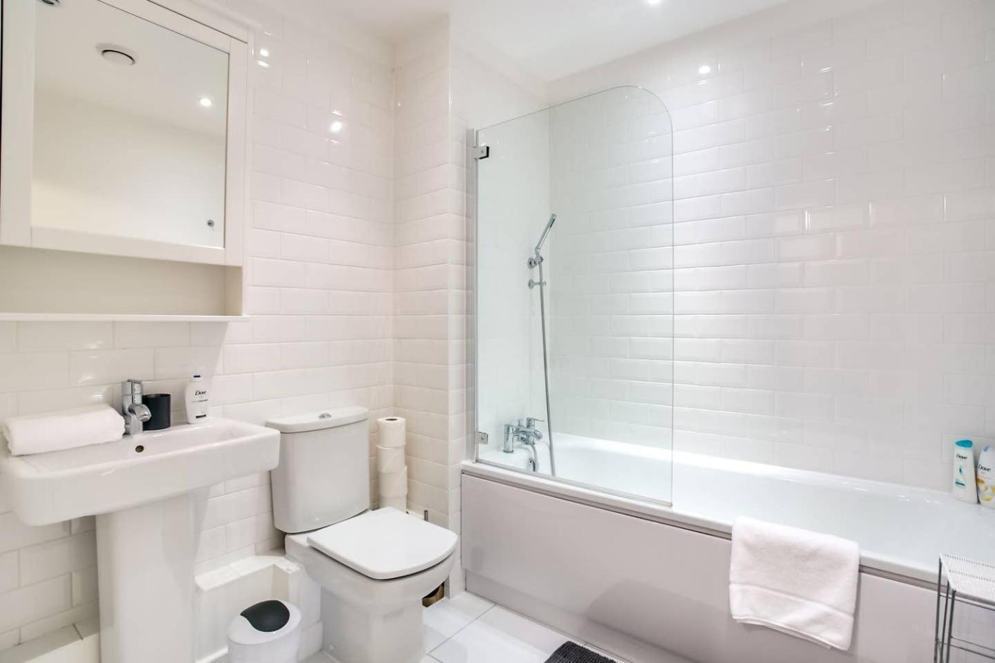 Guestready - Comfort By The Thames, W/ Balcony Londres Extérieur photo