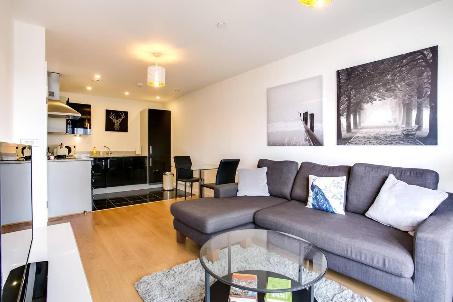 Guestready - Comfort By The Thames, W/ Balcony Londres Extérieur photo